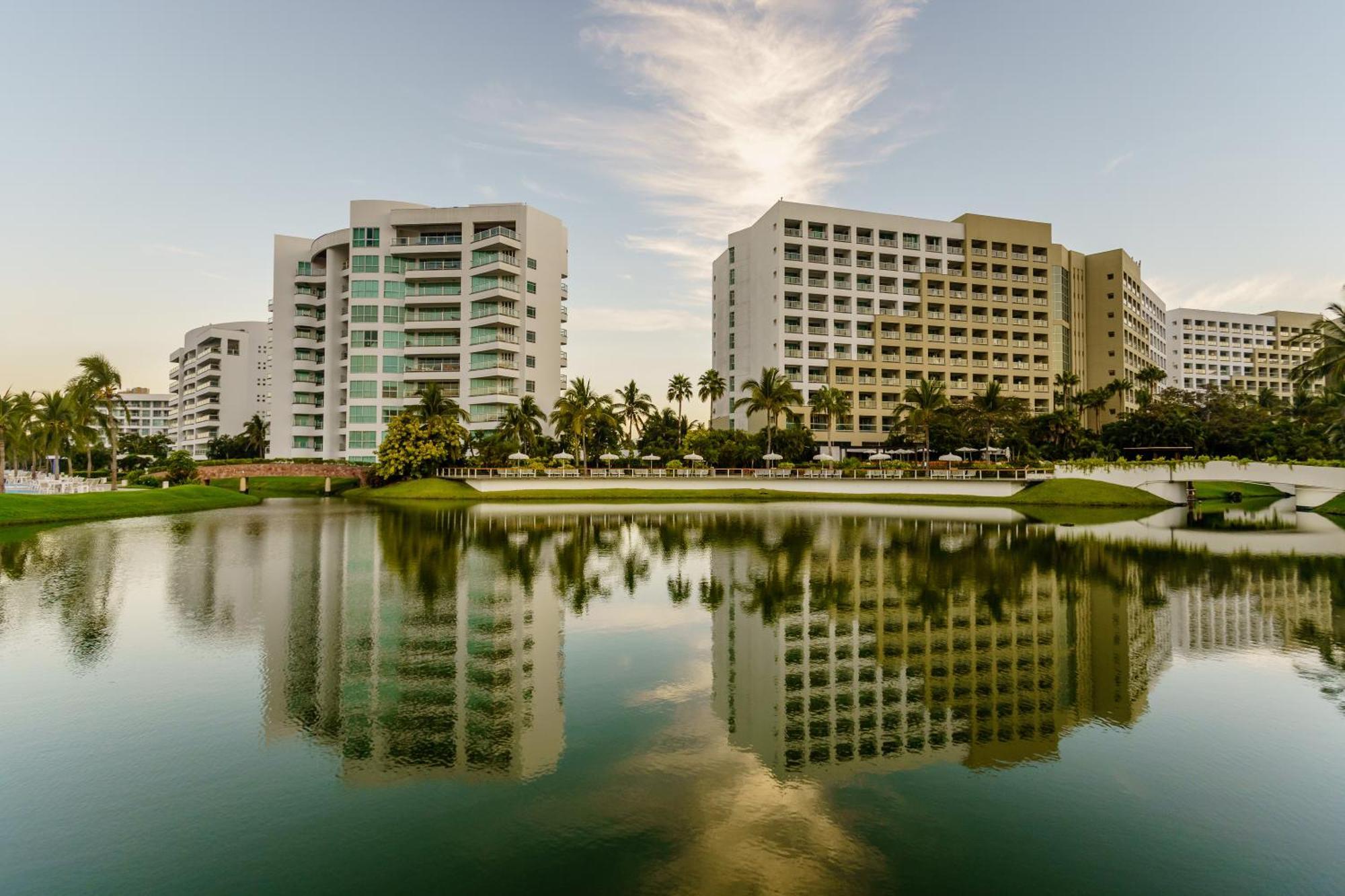 Grand Luxxe Two Bedroom Suite - Nuevo Vallarta Kültér fotó