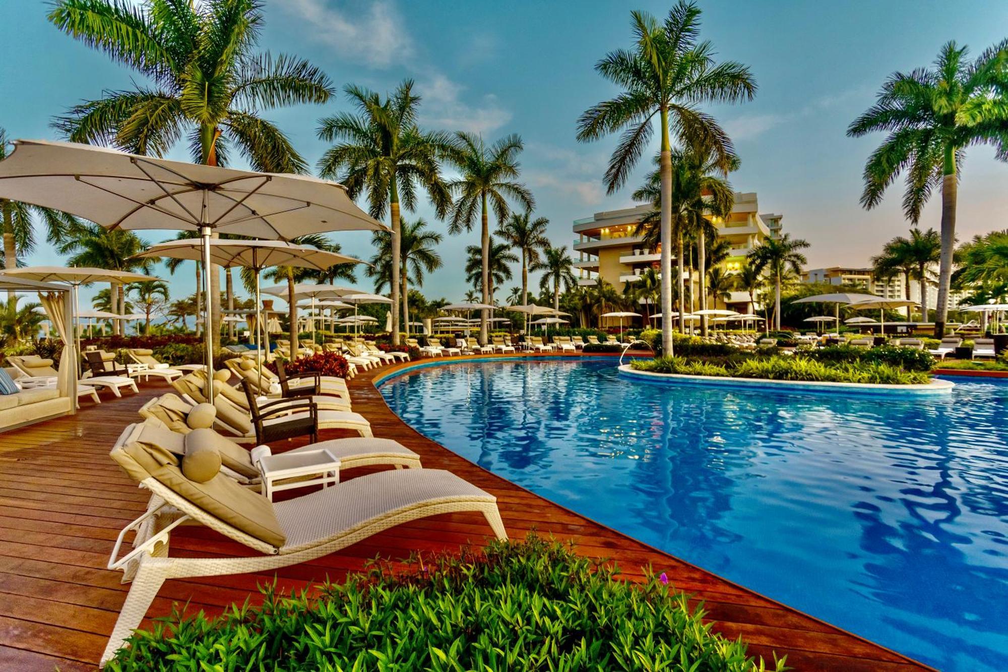 Grand Luxxe Two Bedroom Suite - Nuevo Vallarta Kültér fotó